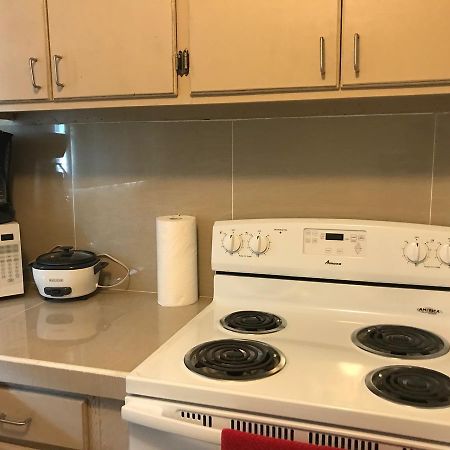 1 Bedroom / 1 Bath . Private Apt. Free Wifi, Interent & Parking Sinajana Экстерьер фото