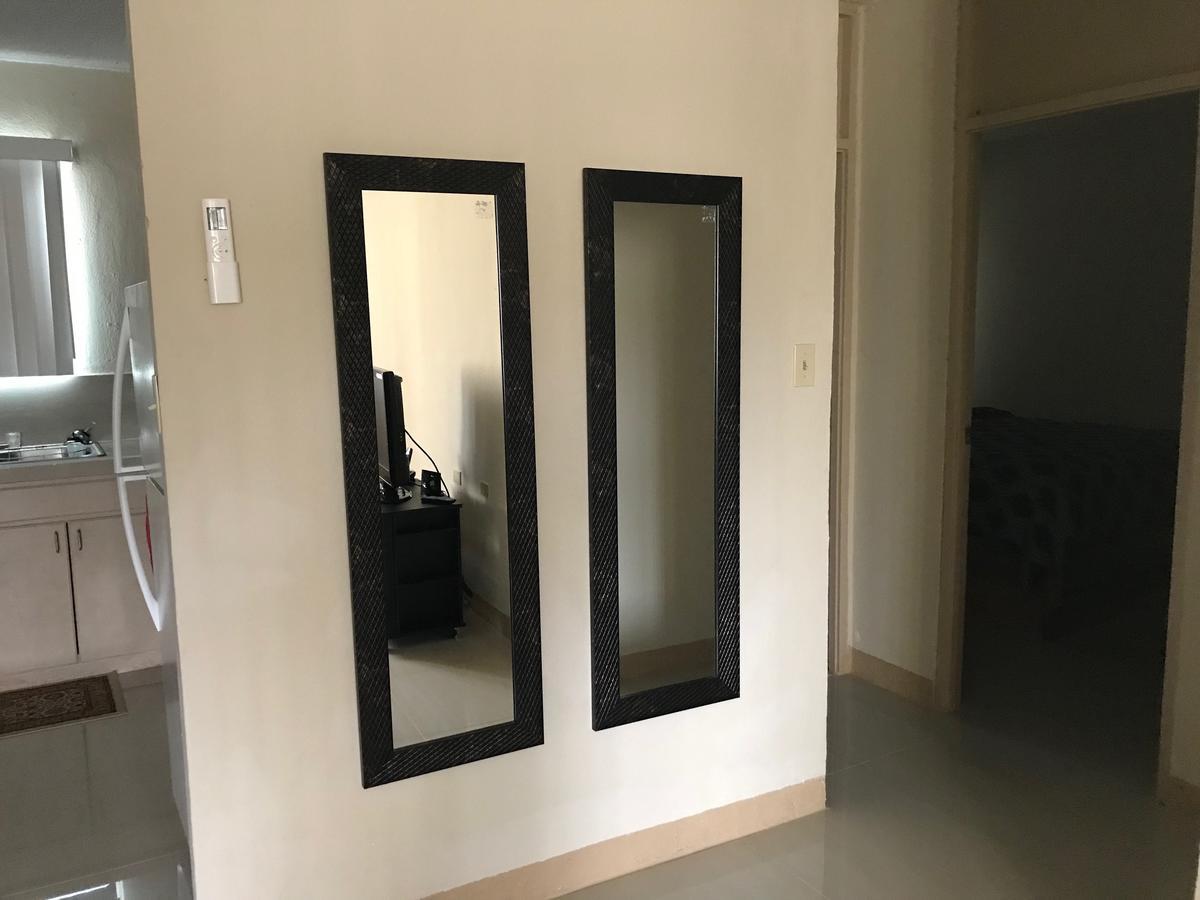 1 Bedroom / 1 Bath . Private Apt. Free Wifi, Interent & Parking Sinajana Экстерьер фото