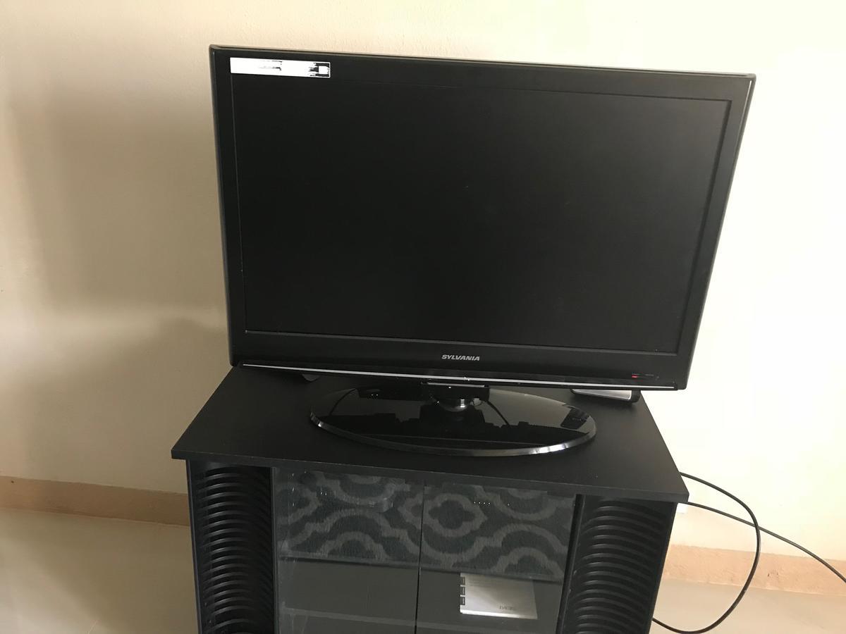 1 Bedroom / 1 Bath . Private Apt. Free Wifi, Interent & Parking Sinajana Экстерьер фото